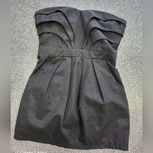 BLACK  STRAPLESS MINI DRESS SIZE LG